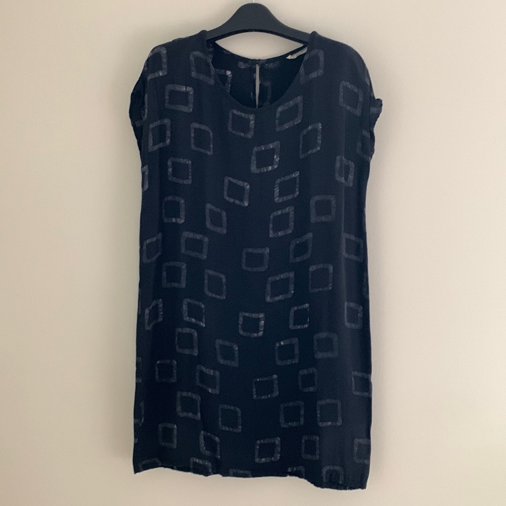 Block print Navy tee dress size small